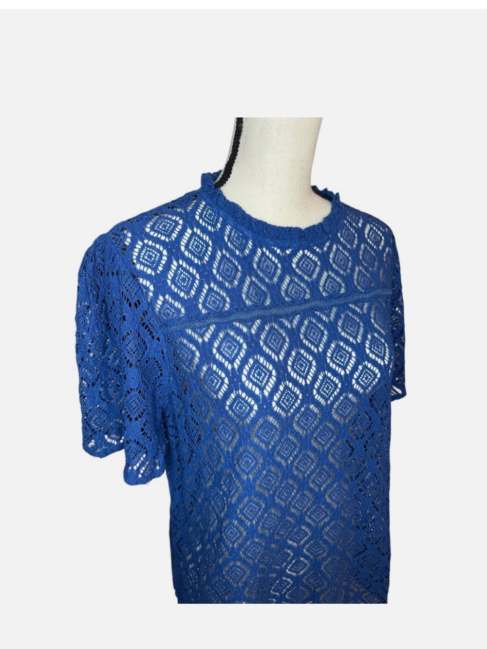 Loft short sleeve lace blouse
